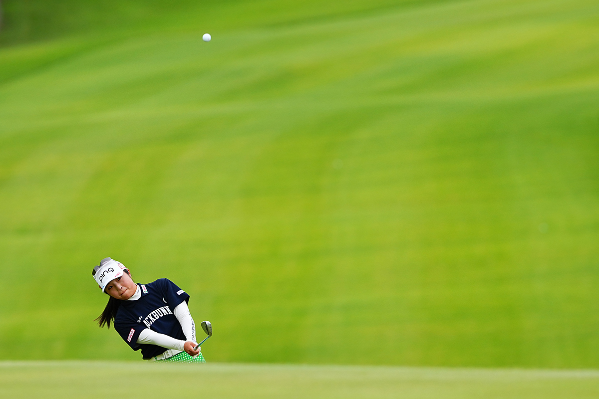 ショットの修正を急ぐ（写真は初日）