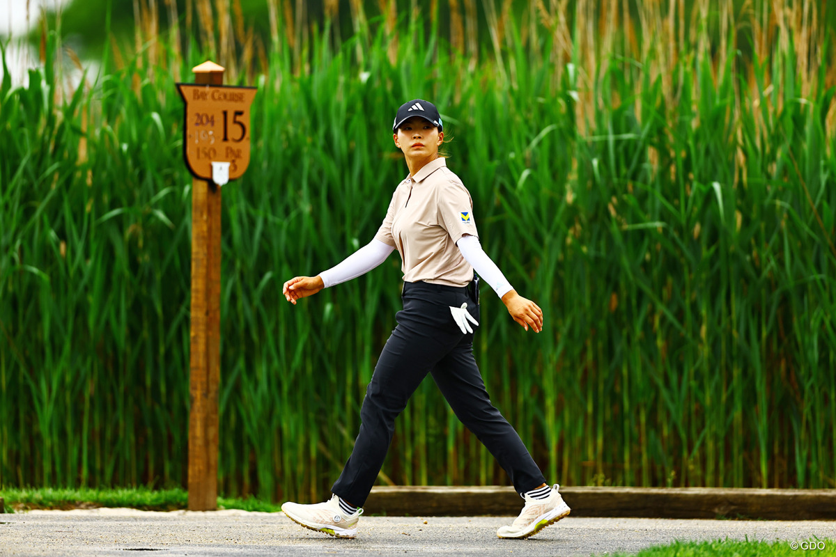 前半は長いパッティングのタッチがなかなか合わなかった