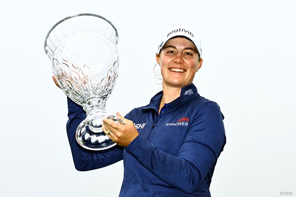 2025年 ショップライトLPGAクラシック 最終日 ジェニファー・カップチョ 逆転で今季初勝利を飾ったジェニファー・カップチョ