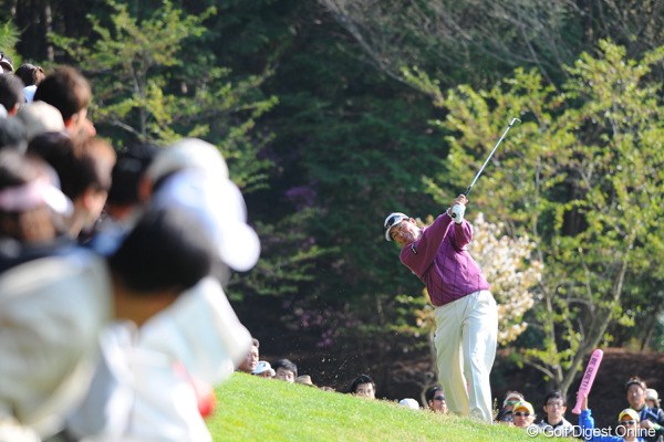 2011年 つるやオープンゴルフトーナメント 最終日 室田淳 長い4日間でしたねェ～。シニアには応えたんとちゃいます？取材する方もクタクタになりましたもん・・・。15位t