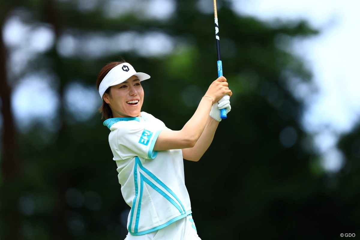 2025年 宮里藍 サントリーレディスオープンゴルフトーナメント 初日 岡山絵里