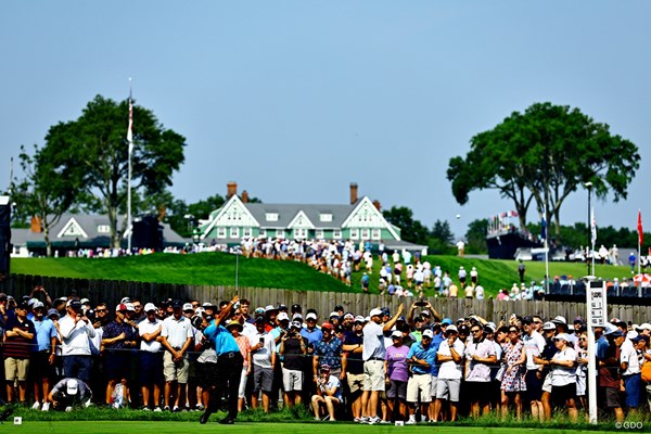 2025年 全米オープン 初日 松山英樹 ティショットがラフにつかまるシーンも