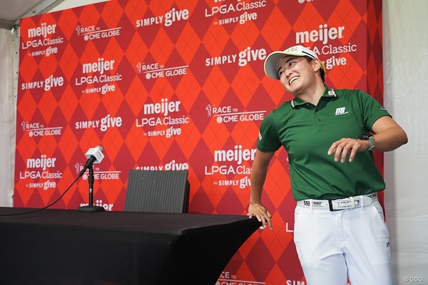 2025年 マイヤーLPGAクラシック 初日 岩井明愛 何度やっても英語でのインタビューは「緊張する」