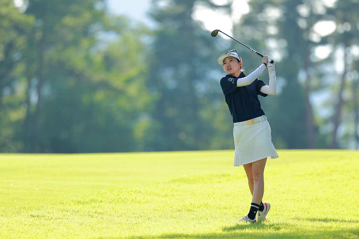 第1ラウンドを回る稲葉千乃※提供JGA 2025年 日本女子アマチュアゴルフ選手権 初日 稲葉千乃