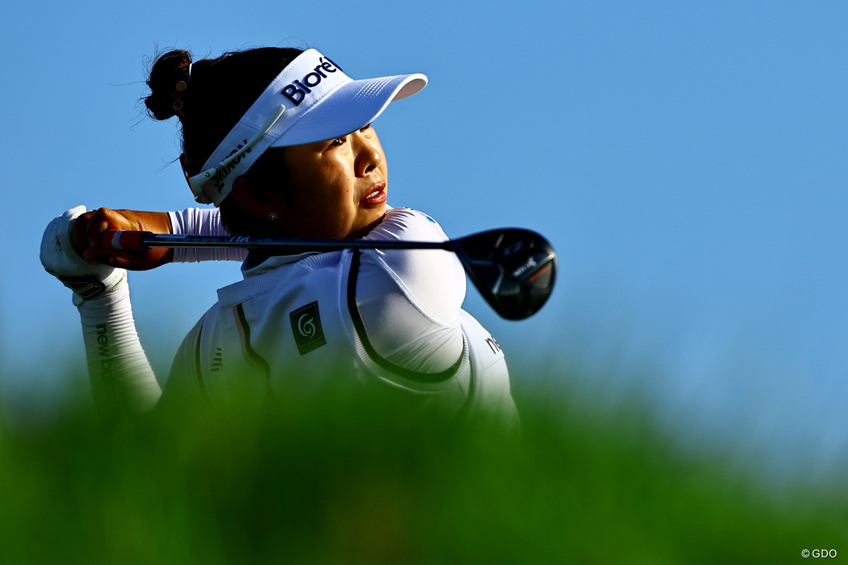 新パターを投入 26位発進の山下美夢有「イーブンパーに収め