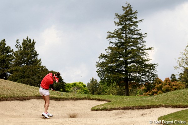 2011年 サイバーエージェントレディスゴルフトーナメント 初日 金田久美子 今日は耐えに耐えたゴルフです