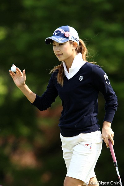 2011年 サイバーエージェントレディスゴルフトーナメント 初日 上田桃子