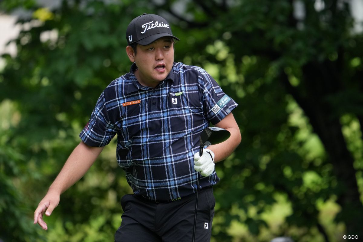 ツアー2勝の米澤蓮は「64」でスタート