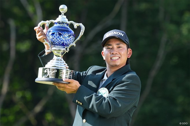 生源寺龍憲が逆転で今季2勝目 1打差2位に大岩龍一