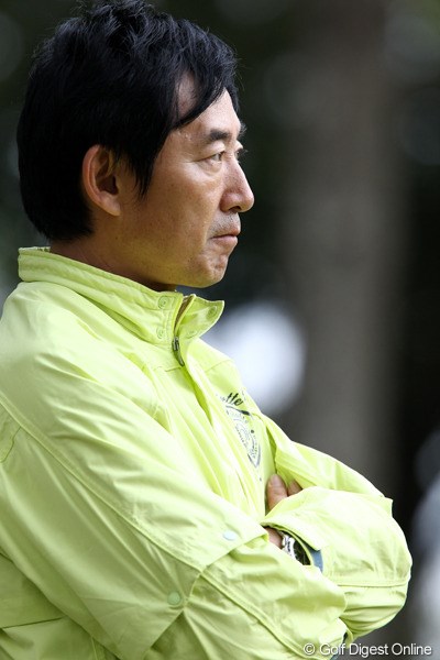 2011年 サイバーエージェントレディスゴルフトーナメント 最終日 東尾理子② 東尾パパと夫のこの方、石田純一さんも応援に