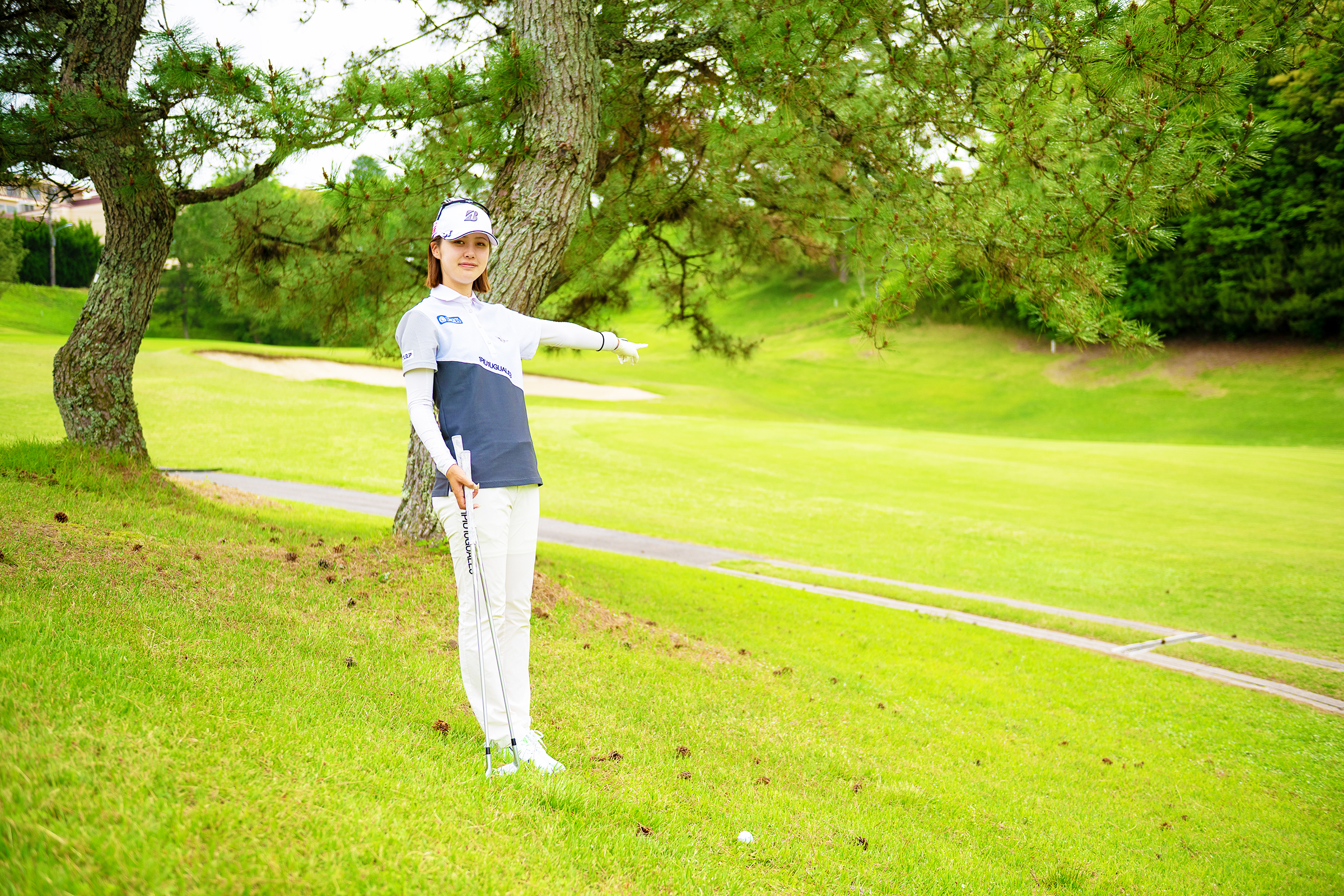 林の中から「出すだけ」ほど難しいものはない！ リカバリーショット成功のコツ 與語優奈