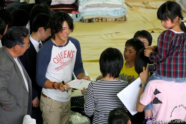 2011年 東日本大震災 避難所訪問 石川遼