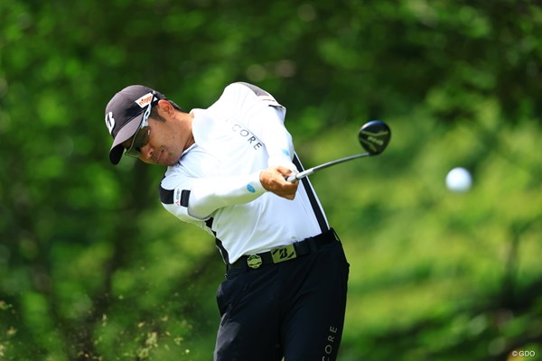 比嘉一貴 「67」で10位に浮上した比嘉一貴※撮影は6月「BMW日本ツアー選手権」