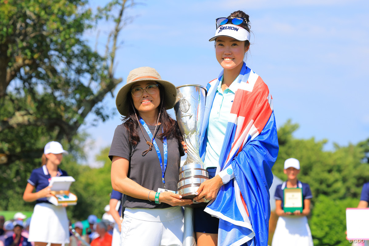 ママと 2025年 アムンディ エビアン選手権 最終日 グレース・キム