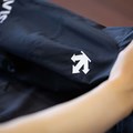 スポンサー名も刺繍仕上げのシャウフェレモデル