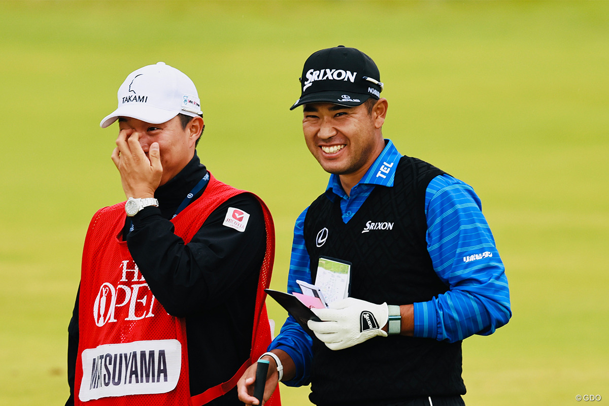 プレー中には笑顔も