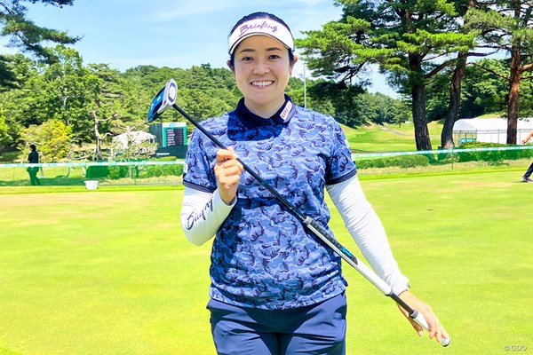 2025年 明治安田レディスゴルフトーナメント 3日目 仲宗根澄香 3週前に投入した長尺パターが心強い