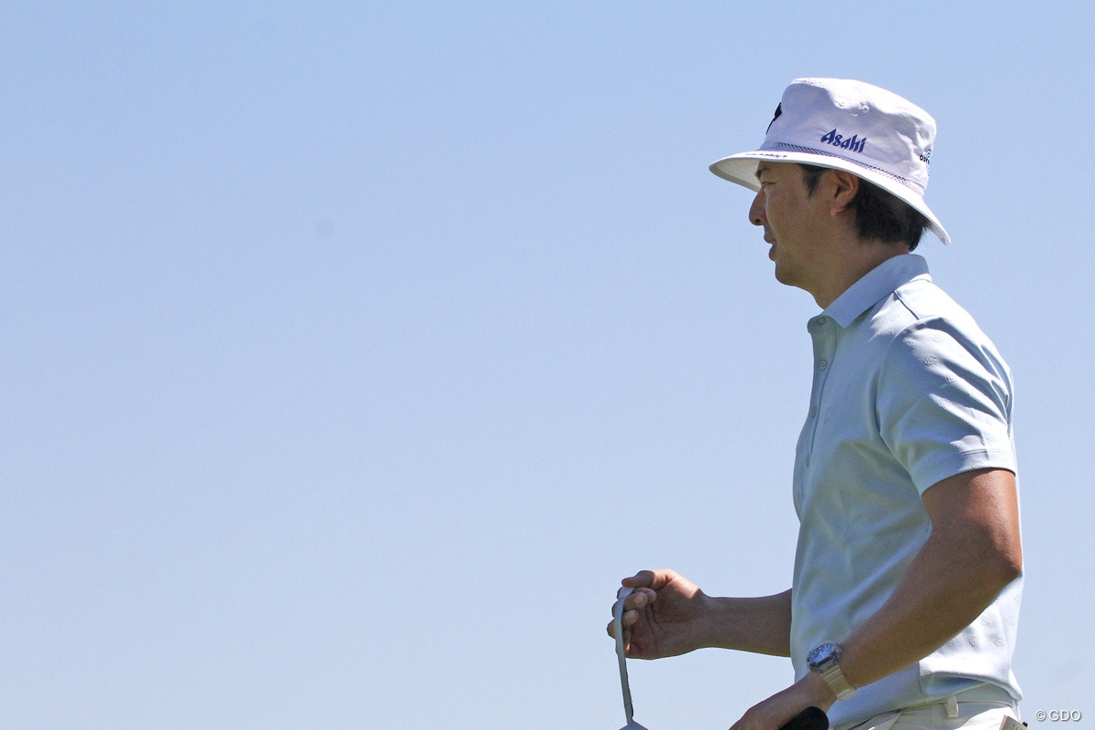 猛暑に思い出が詰まったコースで故人をしのんだ