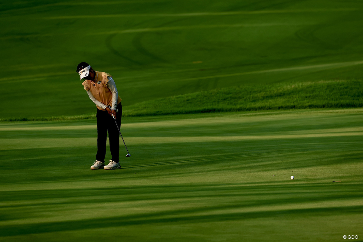 長い影の中でパット