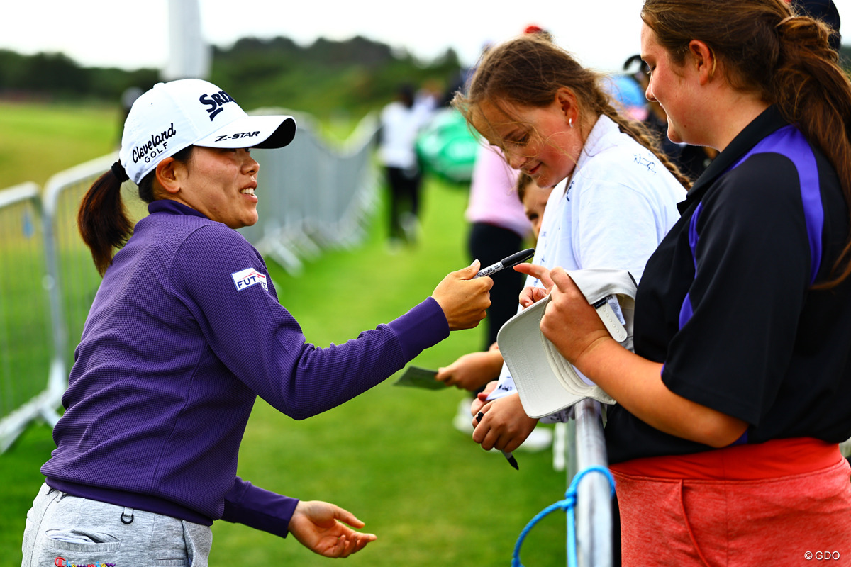ファンサービス 2025年 ISPS Handa スコットランド女子オープン 2日目 勝みなみ