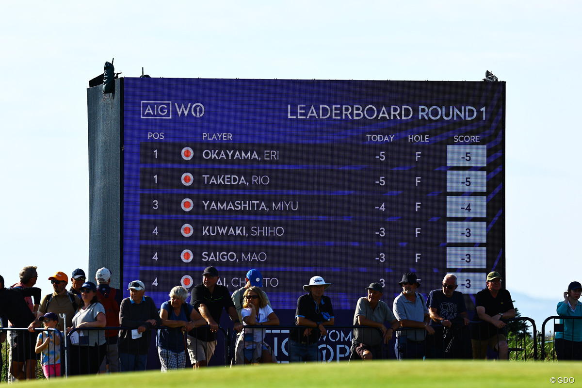 日の丸だらけのボードにビックリ