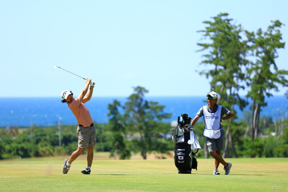 出だし6ホールで5バーディを奪うロケットスタート