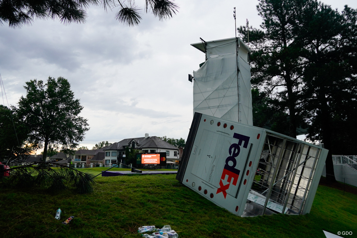 夕方の雷雨でコースの一部はめちゃくちゃ