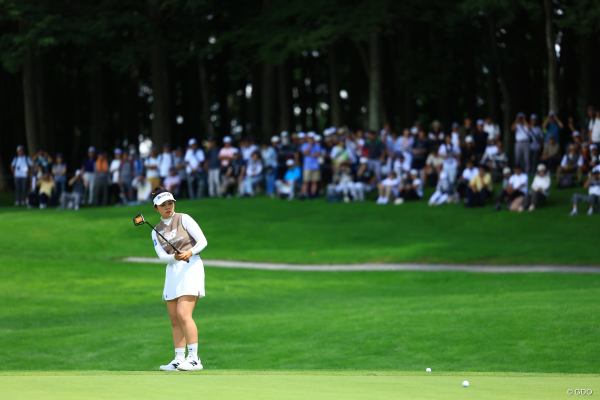 山下美夢有は2ラウンド連続「70」で5打差15位から最終日へ