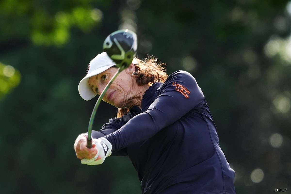 シャフトがしなるしなる