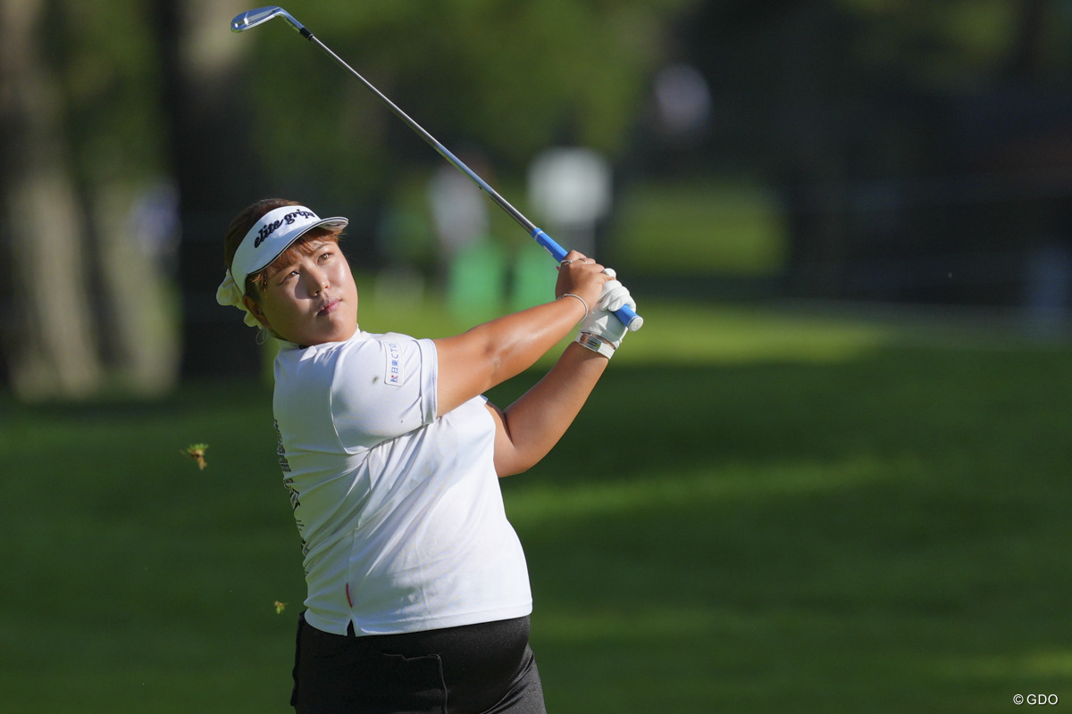 今季初の首位発進を決めた