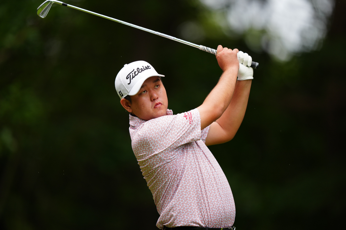 通算30アンダーでも連続ノーボギー新記録でも勝てず 米澤蓮と岡田晃平