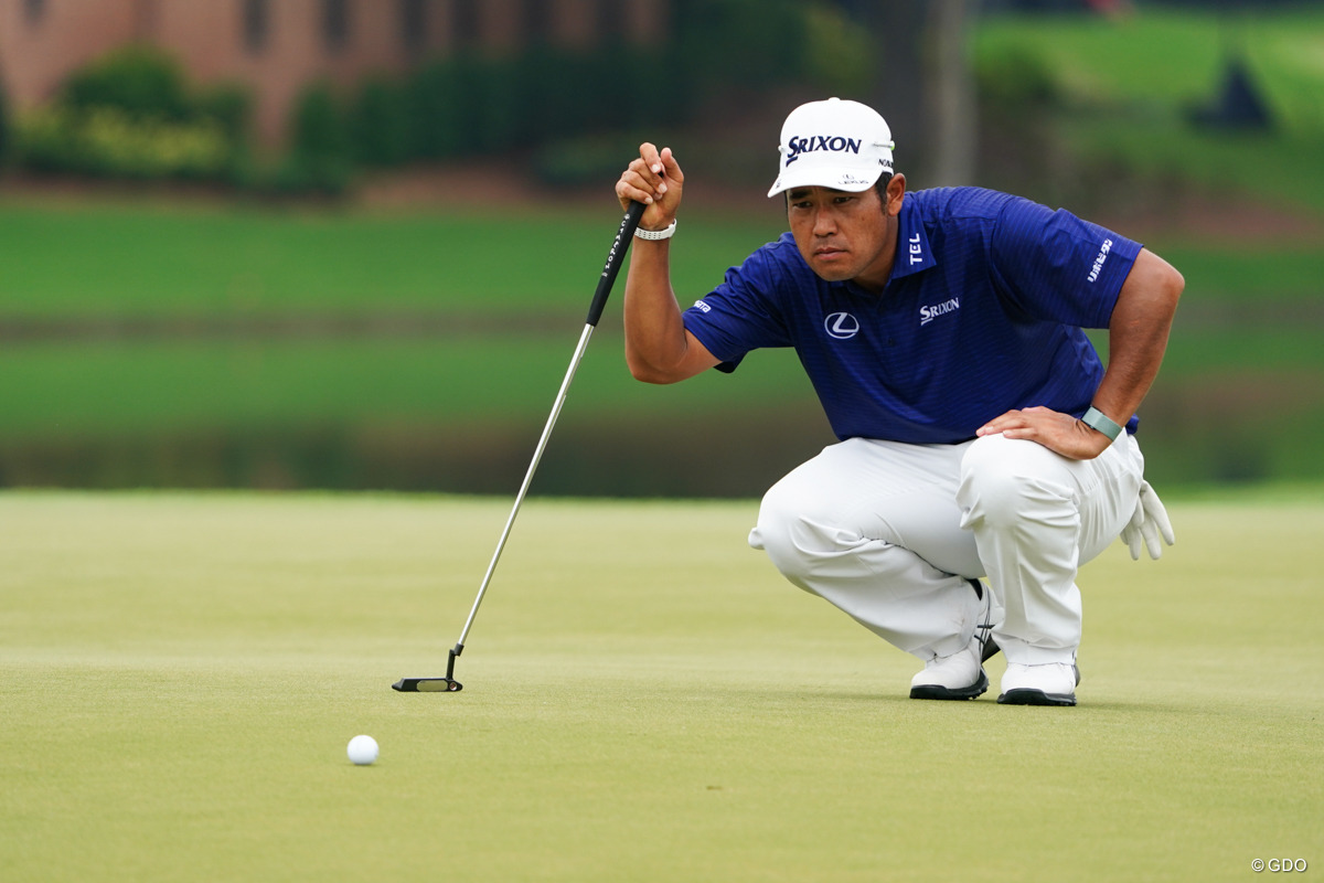 ヘッドが黒く、フェースにインサートが装着されたパターだった