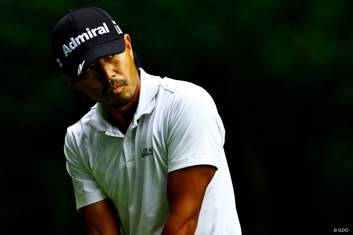 小平智は2日連続ボギーなしの通算13アンダーで週末へ