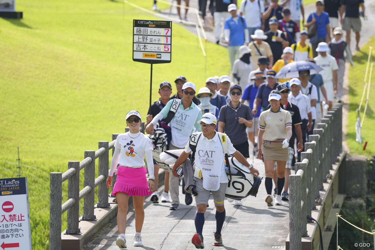 18番セカンドへ。 2025年 CAT Ladies 2日目 藤田かれん