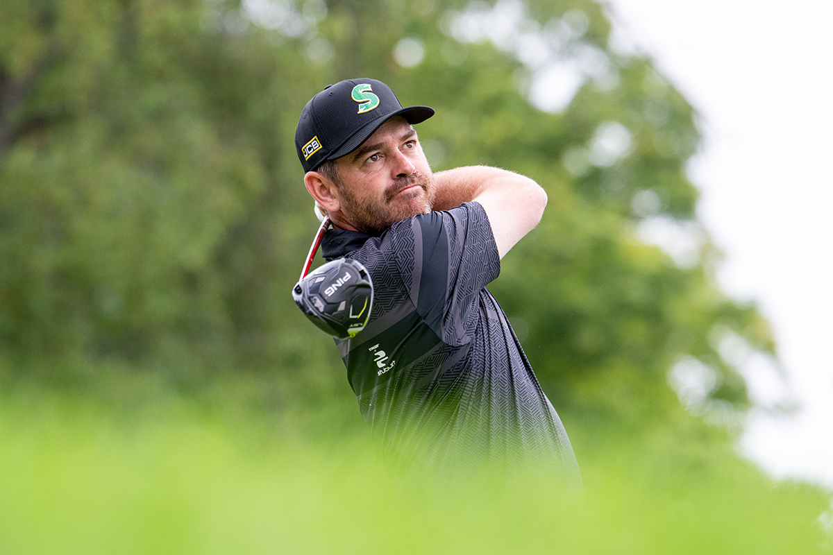 ルイ・ウーストハイゼンが南アフリカ勢で固めたチームを引っ張る (Charles Laberge／LIV Golf)