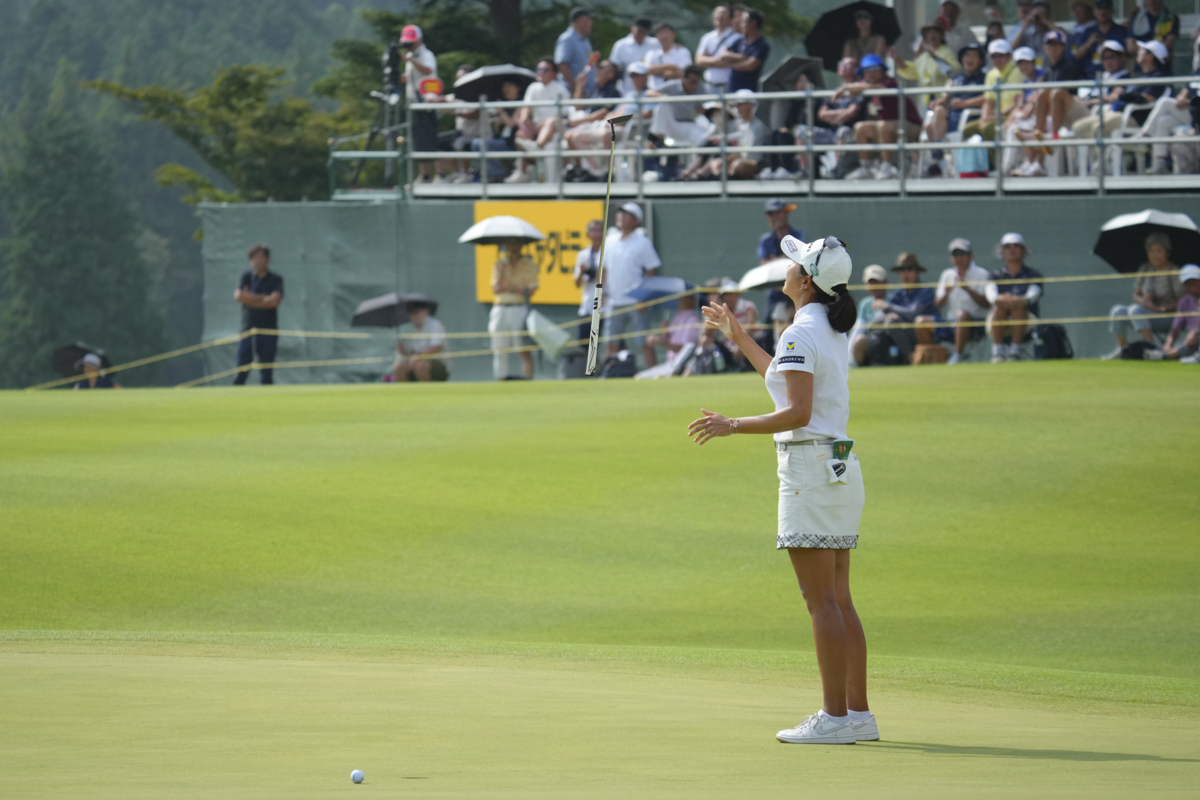 18番、バーディならず。