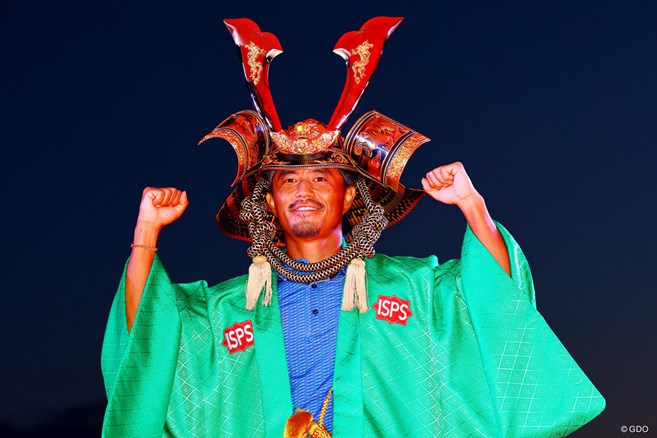 小平智が3打差を逆転 「今までで一番うれしい」7年ぶり日本ツアー8勝目