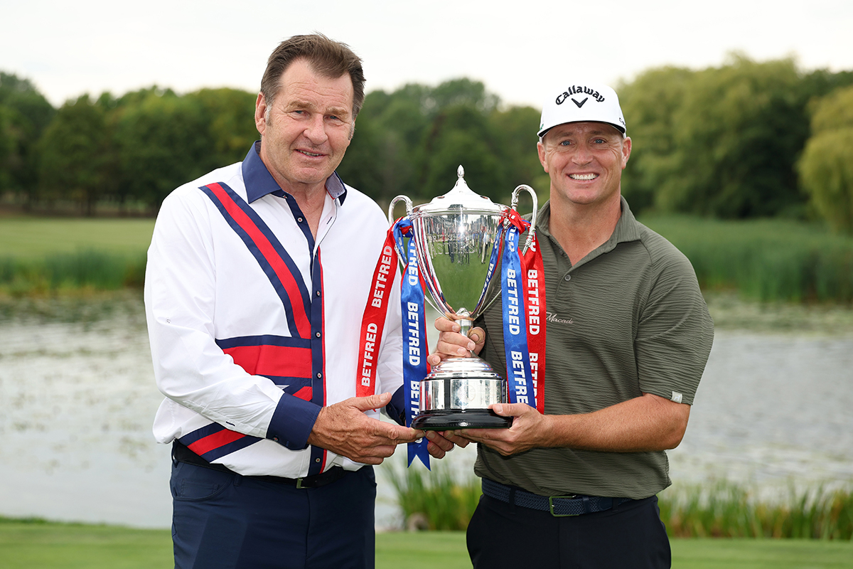 ニックファルド全英制覇記念アイアン8本希少　NICK　FALDO　iron ニックファルド全英制覇記念アイアン8本希少 NICK FALDO iron
