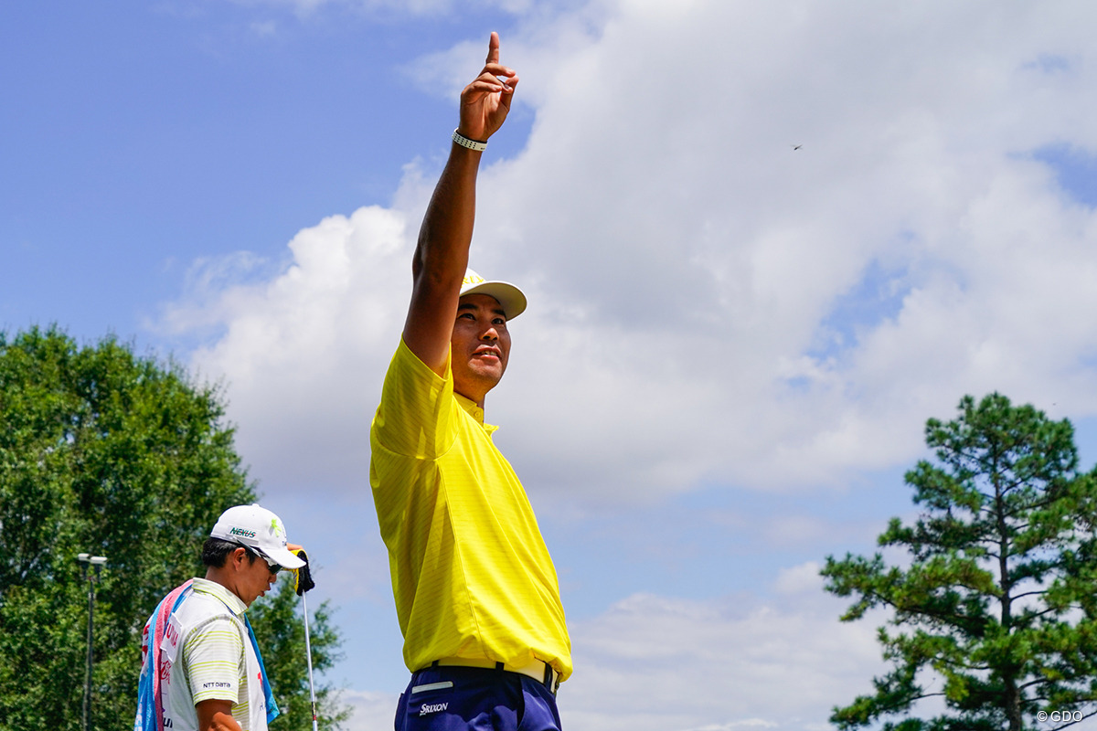 松山英樹は終盤17番でバンカーからチップインバーディを奪った