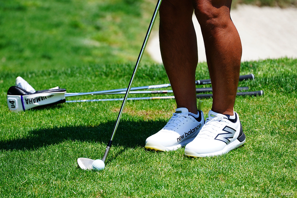 TaylorMade - トラスパター　TB2    TRUSS TB2  堀琴音プロ使用 名器パター研究】女子プロ界をジャックし続ける三角形のトラス