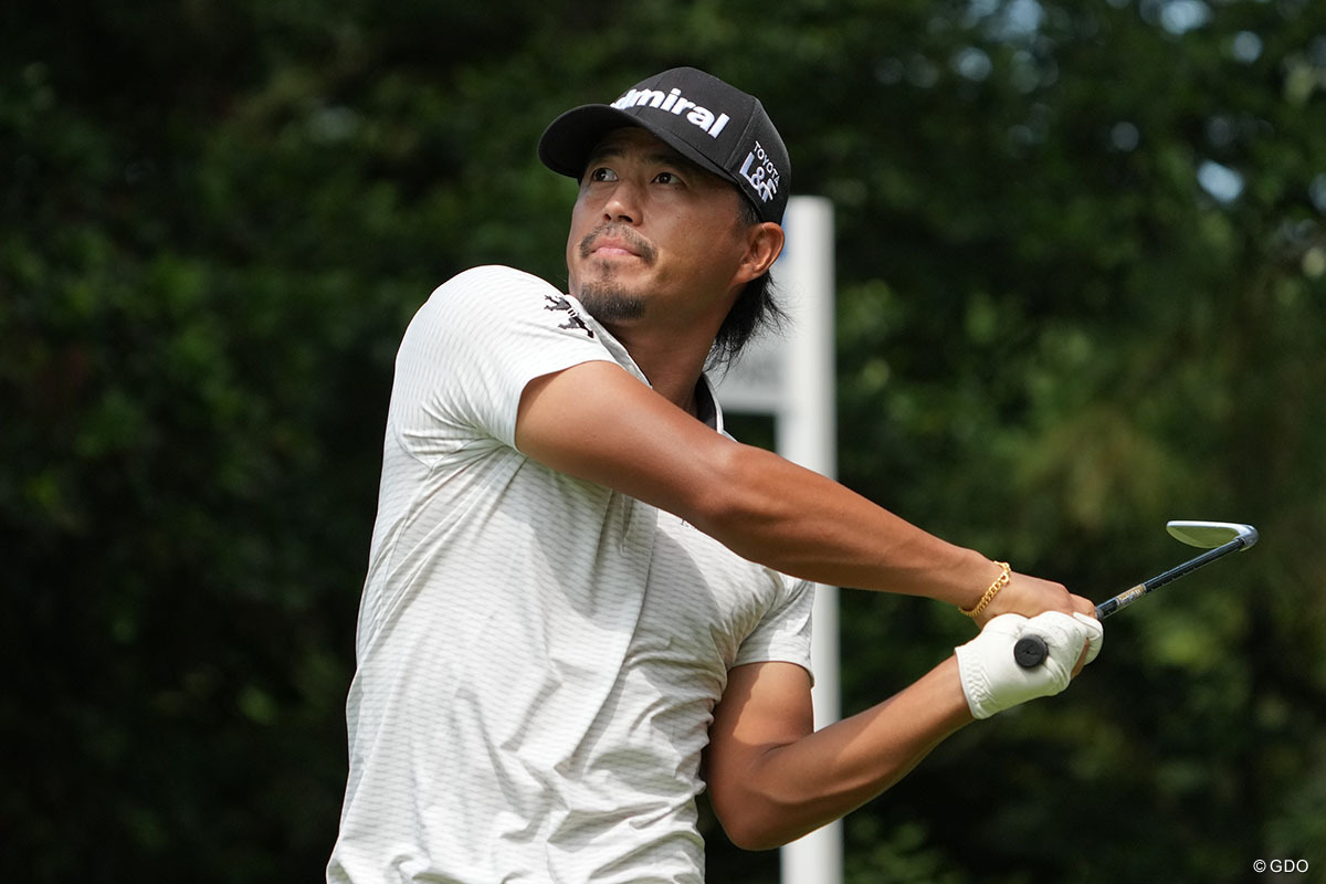 ショートホール。ティショット