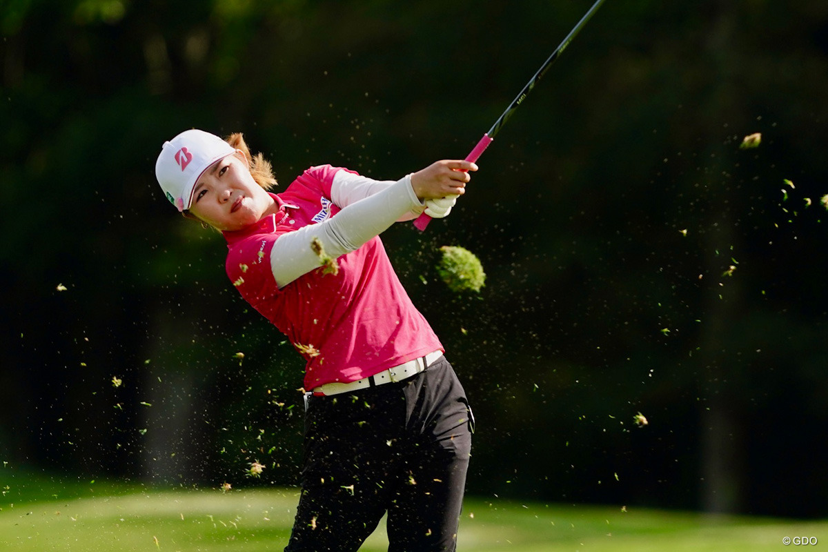 古江彩佳が13人の日本勢最高位に並ぶ31位でスタートした