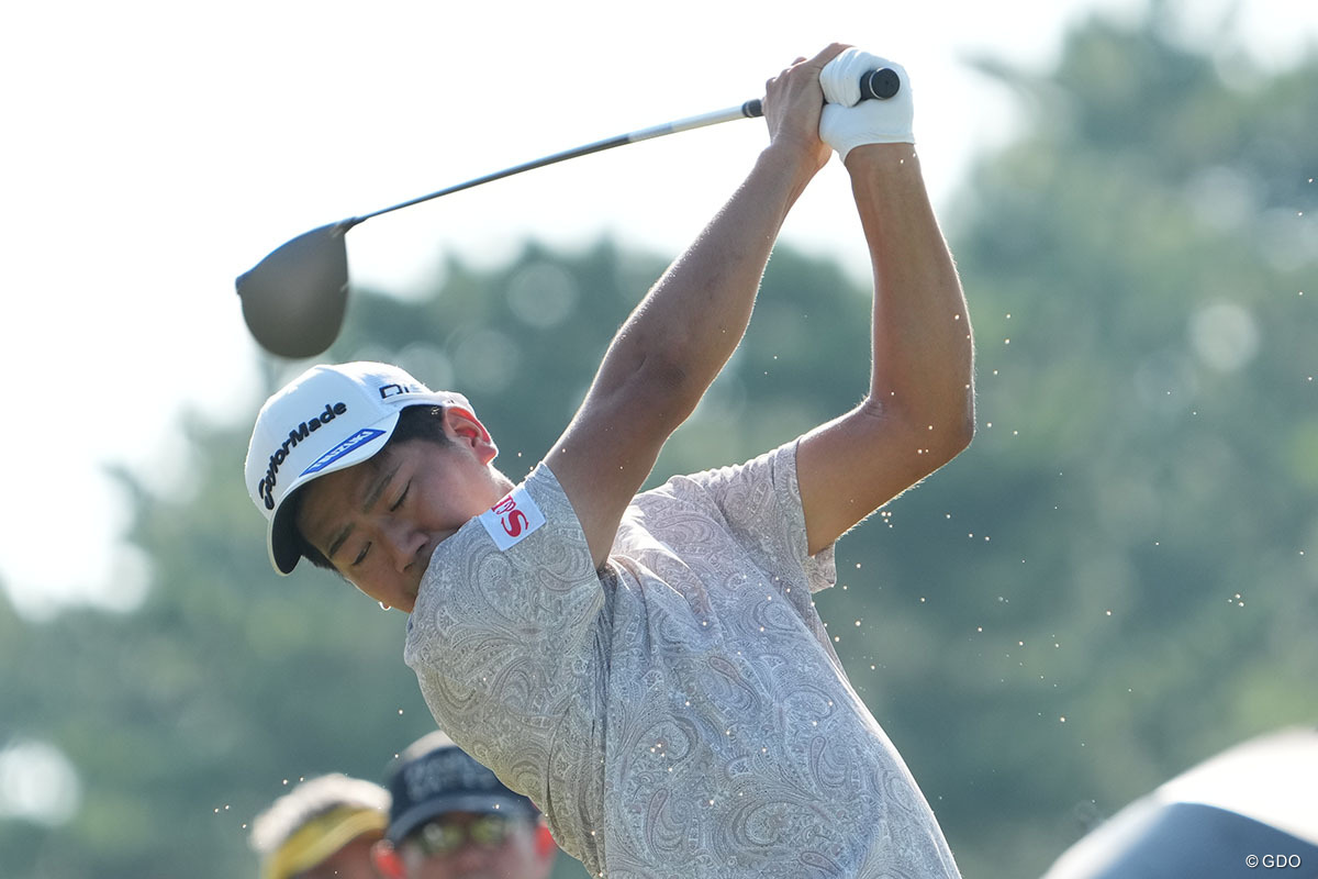 ティショットで汗が吹き出す 2025年 Sansan KBCオーガスタゴルフトーナメント 2日目 石坂友宏