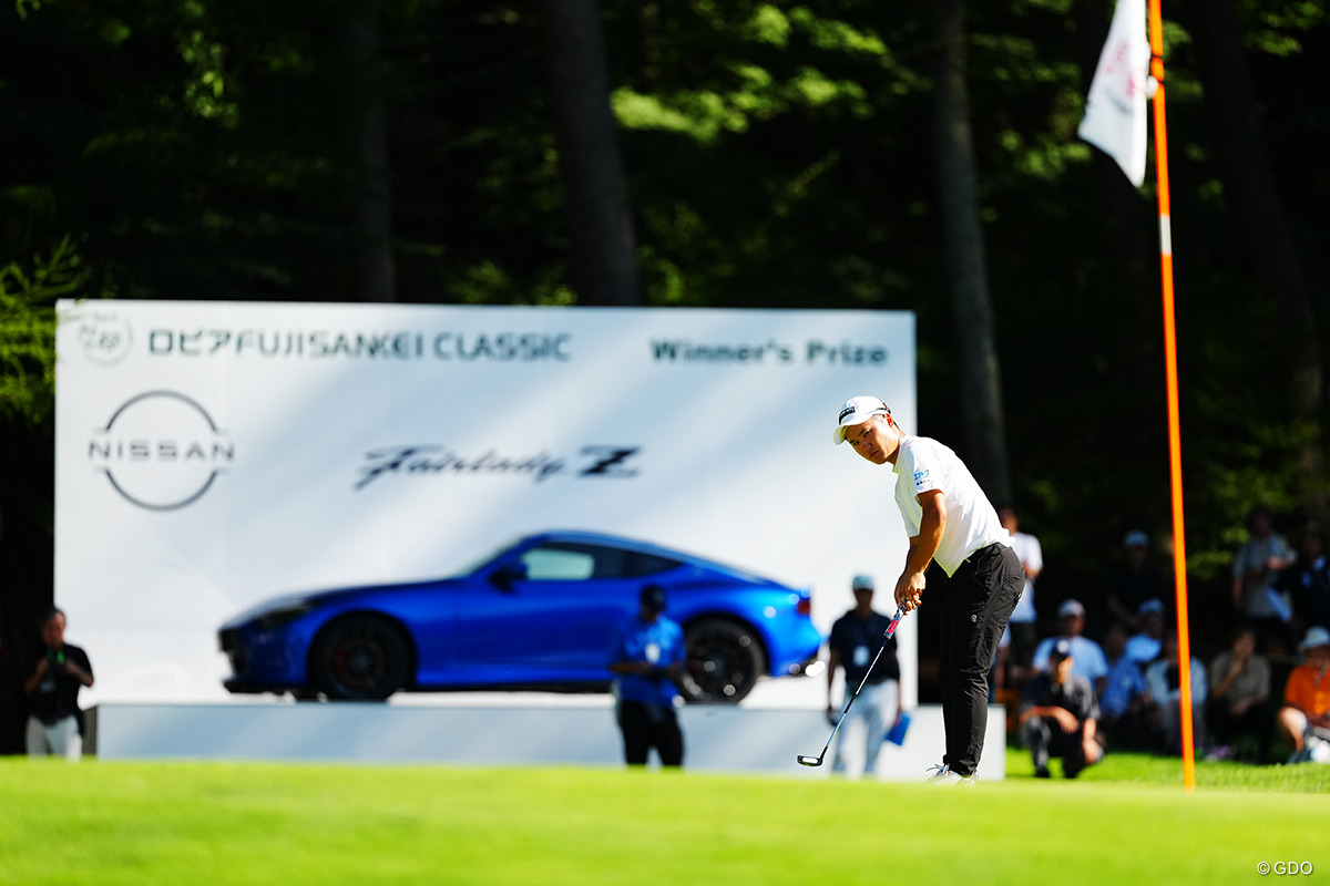 副賞の日産「フェアレディZ」もゲット!