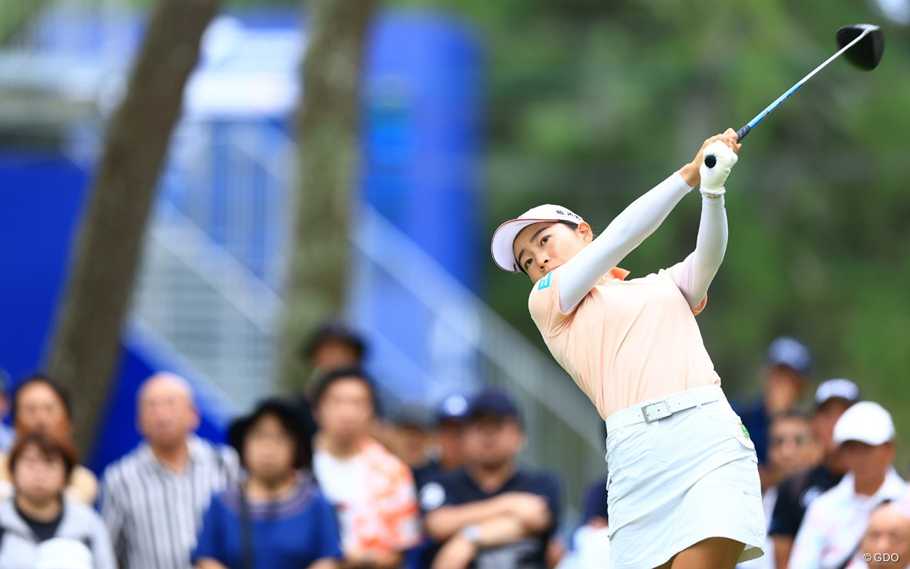 佐藤心結が通算10アンダーとした