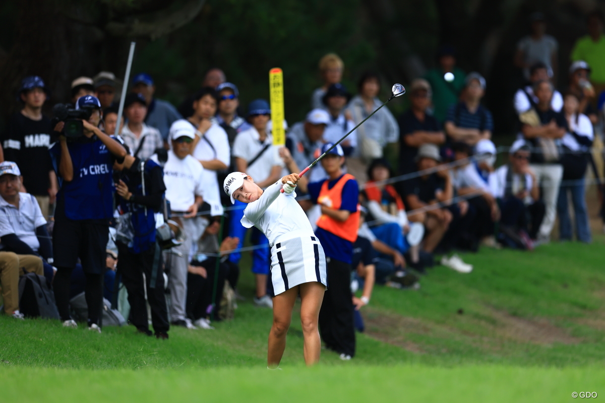 右に曲げるもナイスショット