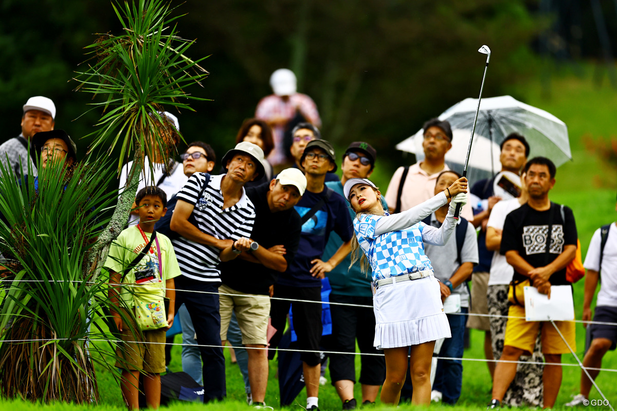 元女王のゴルフを感じながら5連続バーディ