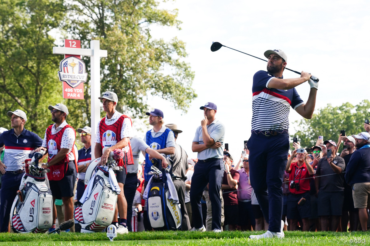 2025年 ライダーカップ 初日 スコッティ・シェフラー