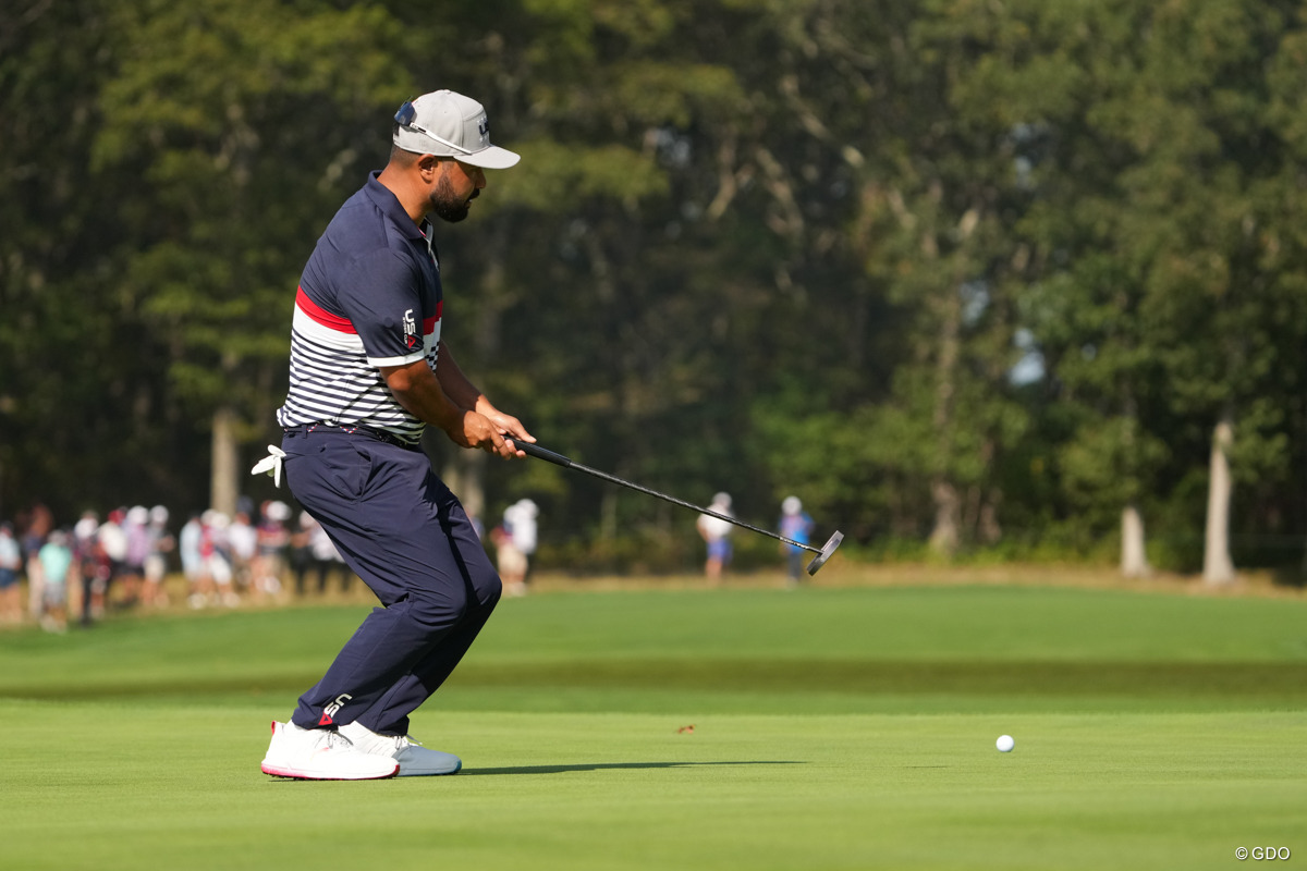 スポーンが先にバーディパットを放った