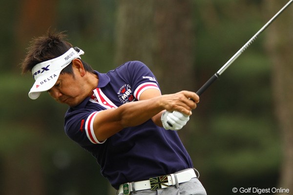 2011年 ダイヤモンドカップゴルフ 初日 藤田寛之 自らの状態を「梅雨」と表現する藤田寛之は14位タイでスタート